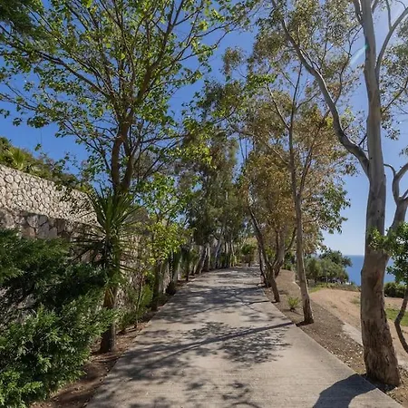 Skali Retreat Villa